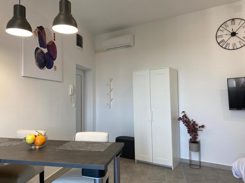 City Vibes Apartment Pula Luaran gambar
