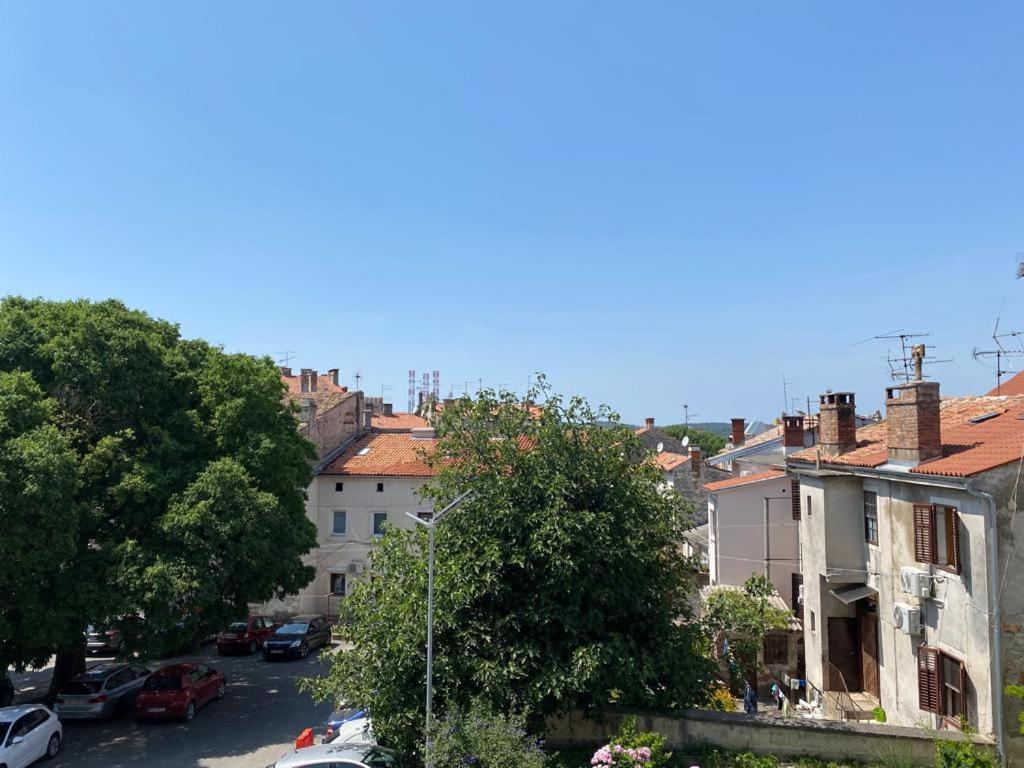 City Vibes Apartment Pula Luaran gambar