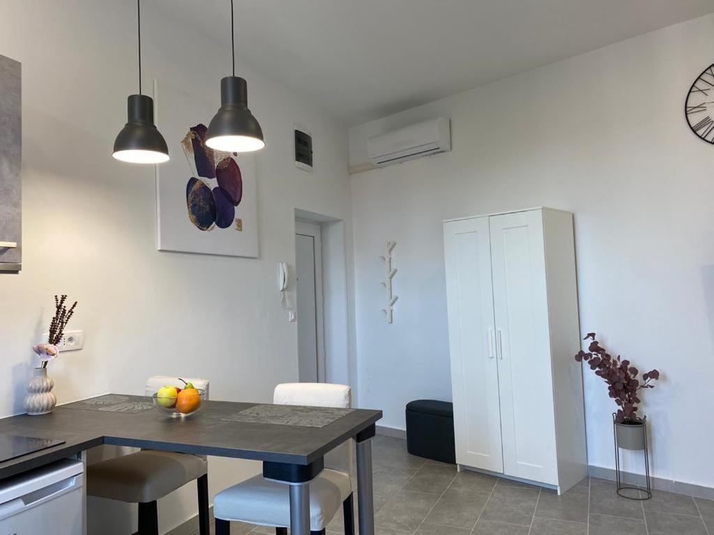 City Vibes Apartment Pula Luaran gambar